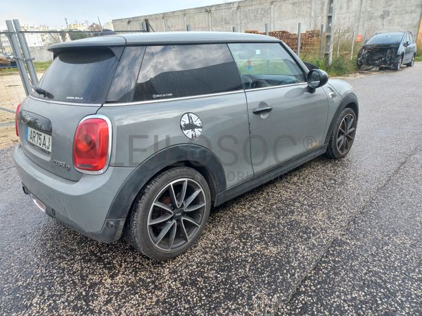 Mini Cooper D · Ano 2015
