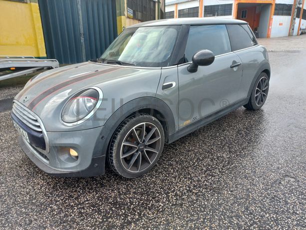 Mini Cooper D · Ano 2015