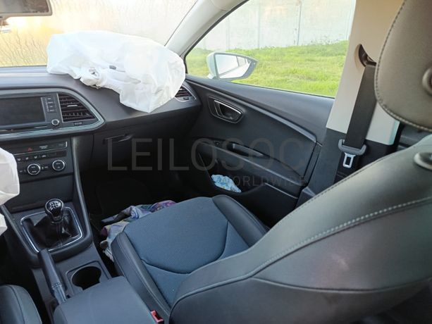 Seat Leon · Ano 2015