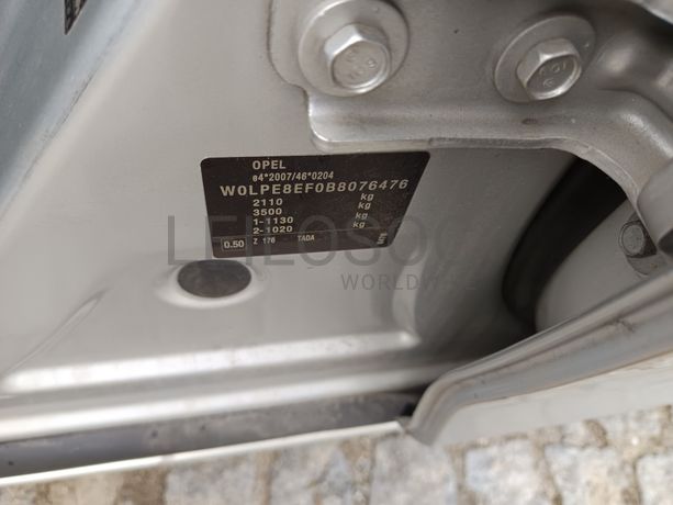 Opel Astra · Ano 2011