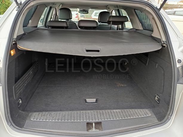 Opel Astra · Ano 2011