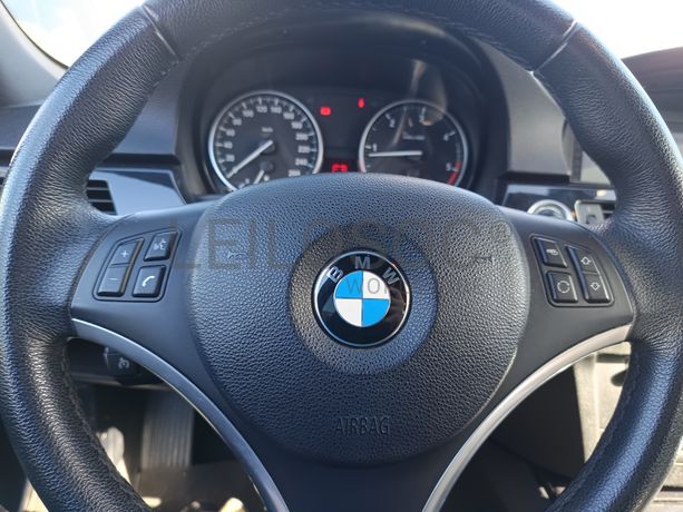 BMW 320 D · Ano 2009
