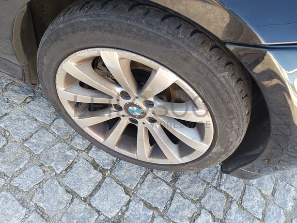 BMW 320 D · Ano 2009