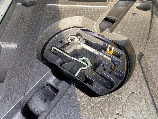 Peugeot 308 · Ano 2015