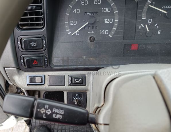 Mitsubishi Canter · Ano 2003