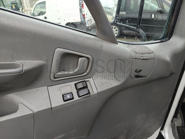 Mitsubishi Canter · Ano 2003