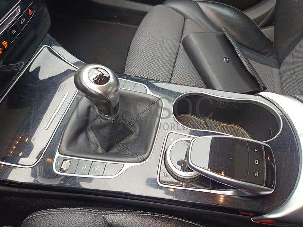 Mercedes-Benz C200 · Ano 2016