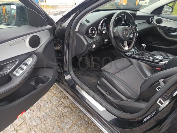 Mercedes-Benz C200 · Ano 2016