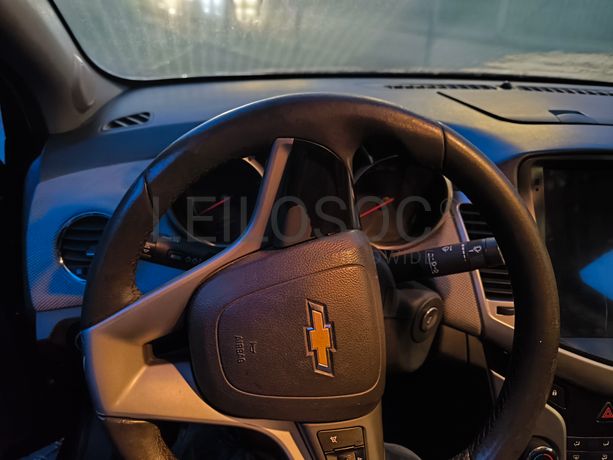 Chevrolet Cruze 1.6 LS · Ano 2010