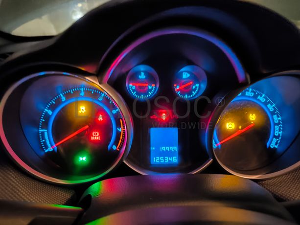 Chevrolet Cruze 1.6 LS · Ano 2010