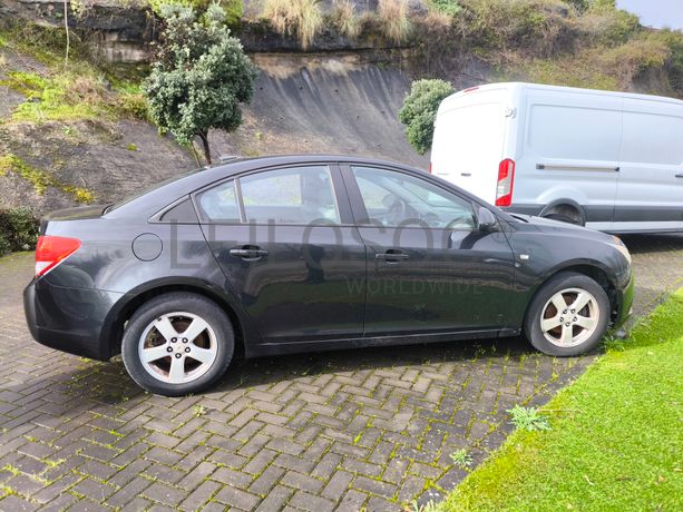Chevrolet Cruze 1.6 LS · Ano 2010