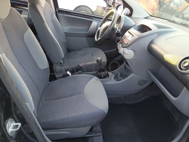 Peugeot 107 · Ano 2008