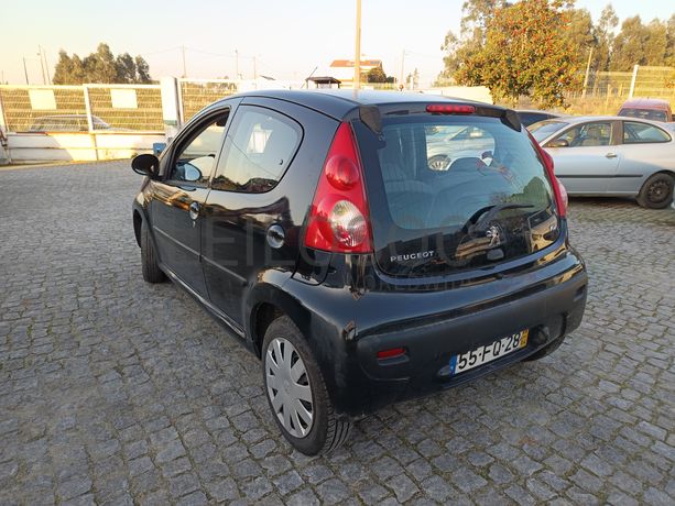 Peugeot 107 · Ano 2008