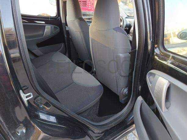 Peugeot 107 · Ano 2008