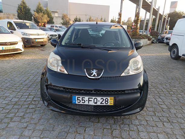 Peugeot 107 · Ano 2008