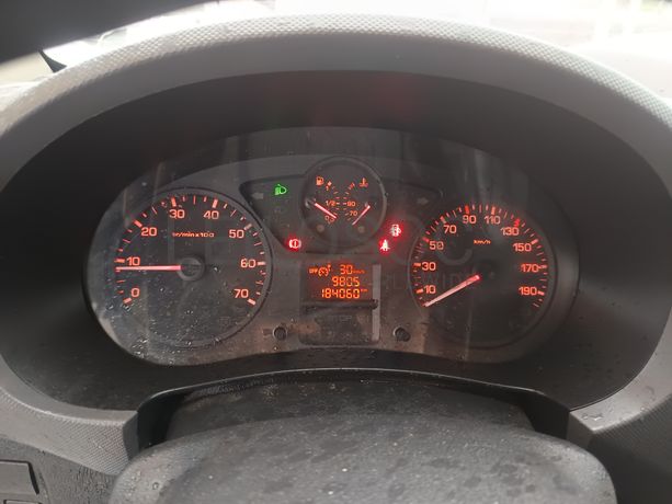 Peugeot Partner · Ano 2016