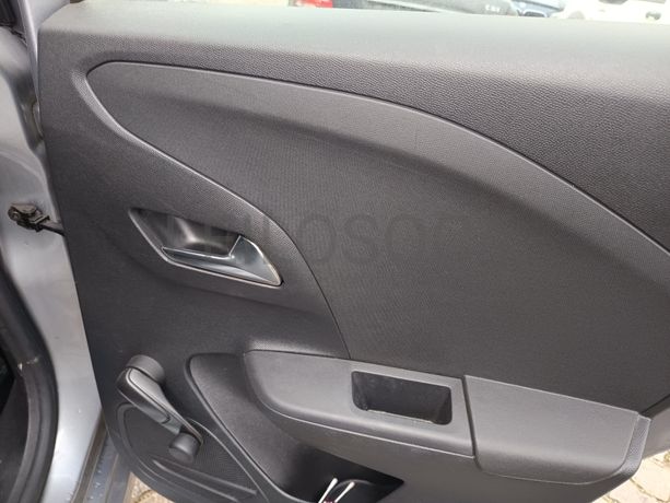 Opel Corsa · Ano 2021