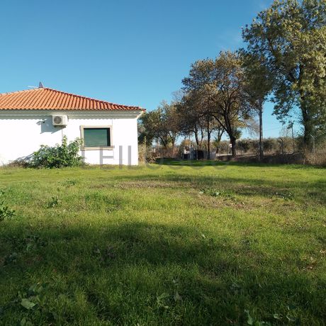 Moradia + Terrenos · Ladoeiro, Idanha-a-Nova