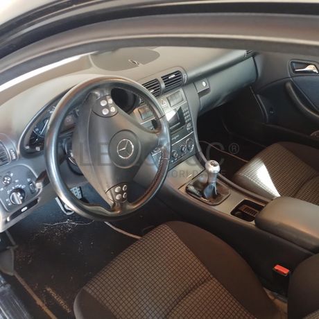 Mercedes-Benz C200 Kompressor · Ano 2005
