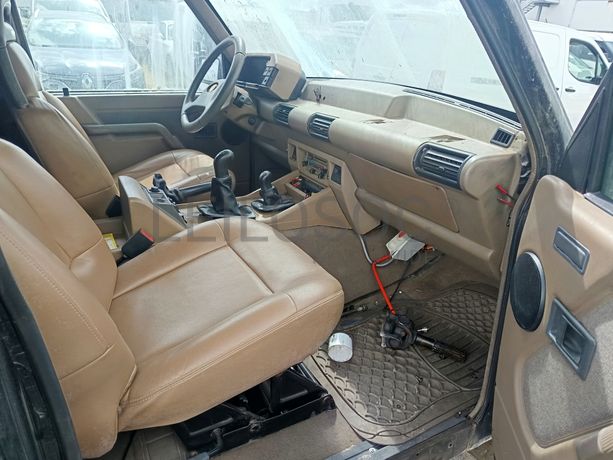 Land Rover Discovery 2.5 TDI 4x4 · Ano 1992