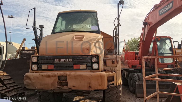 Dumper Articulado 30 T CATERPILLAR 730