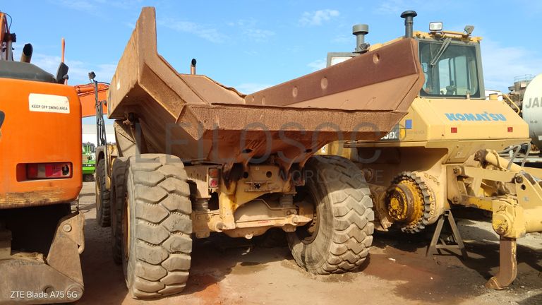 Dumper Articulado 30 T CATERPILLAR 730