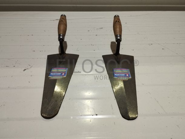 11 - Colher de Pedreiro-280mm