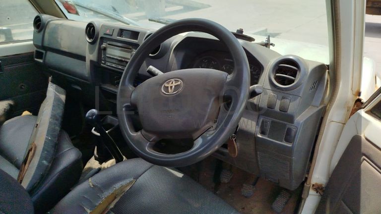 Toyota Land Cruiser 3,18m - 2013