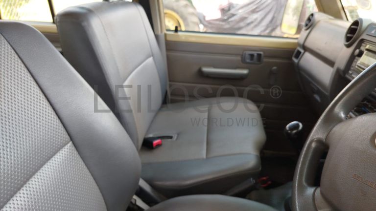 Toyota Land Cruiser 3,18m - 2013