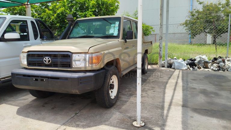 Toyota Land Cruiser 3,18m - 2013