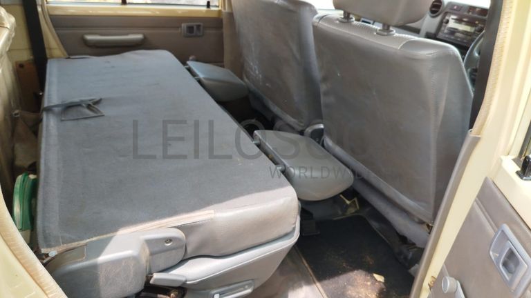 Toyota Land Cruiser 3,18m - 2013