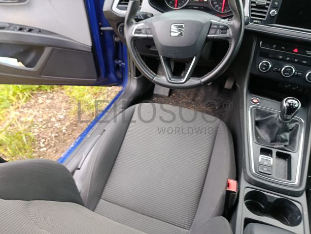 Seat Leon · Ano 2020