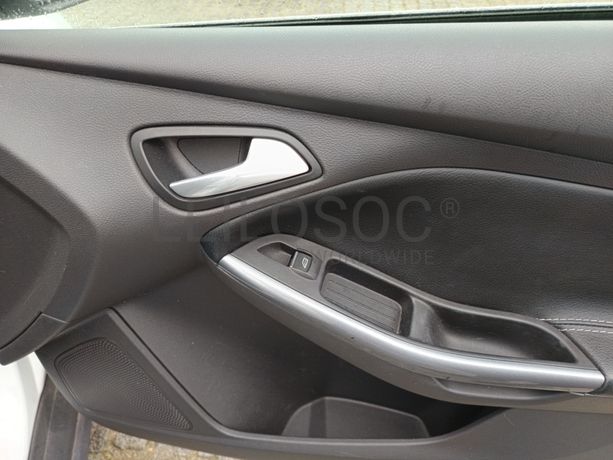 Ford Focus · Ano 2013