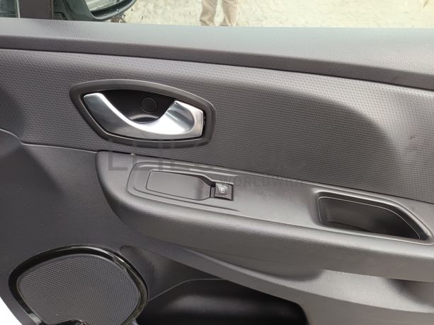 Renault Clio · Ano 2019