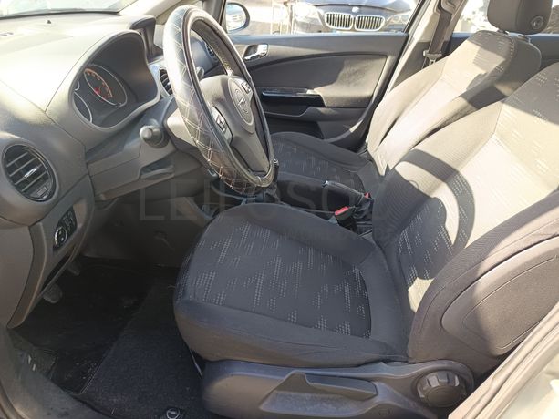 Opel Corsa · Ano 2013