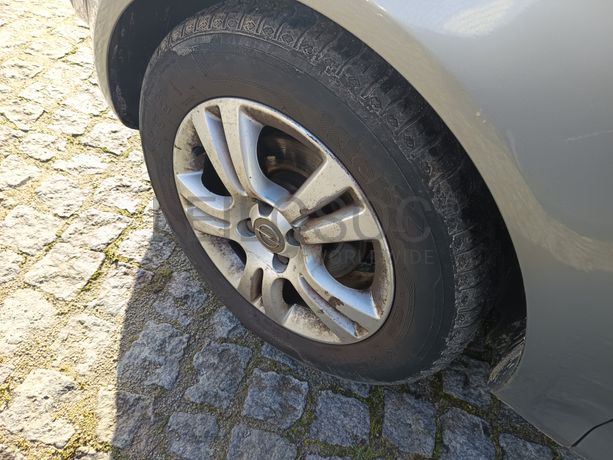 Opel Corsa · Ano 2013