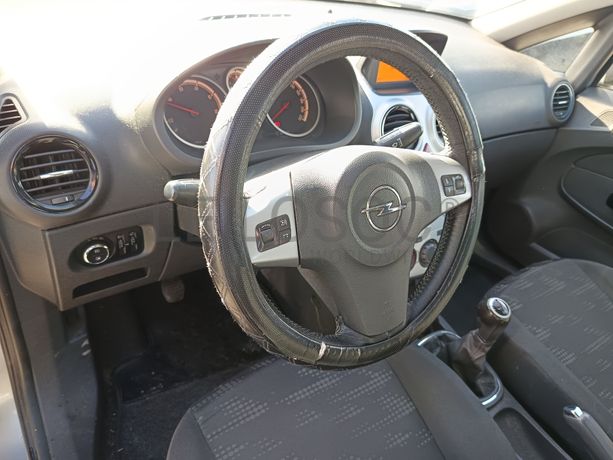 Opel Corsa · Ano 2013