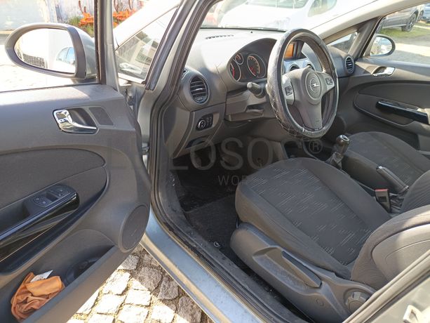 Opel Corsa · Ano 2013