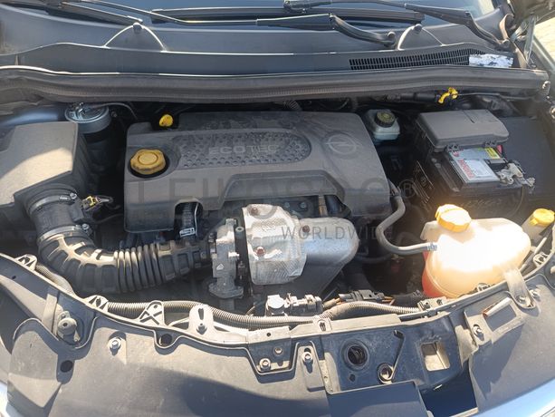 Opel Corsa · Ano 2013