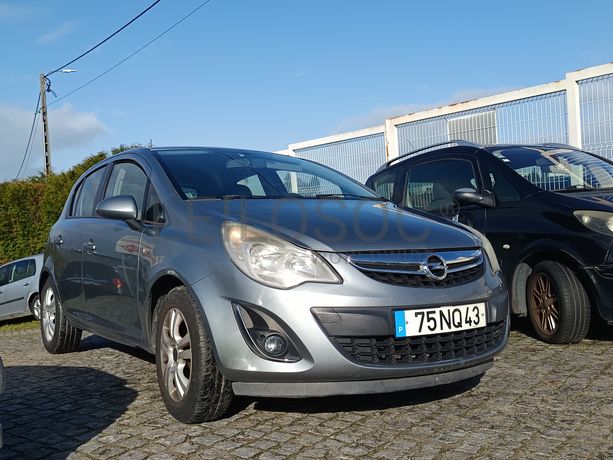 Opel Corsa · Ano 2013