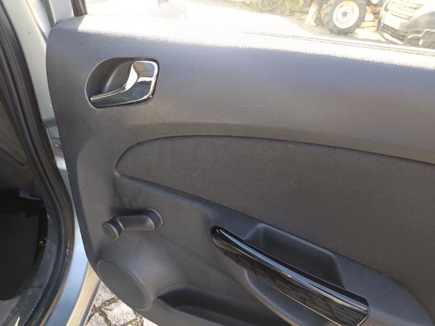 Opel Corsa · Ano 2013