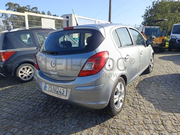Opel Corsa · Ano 2013