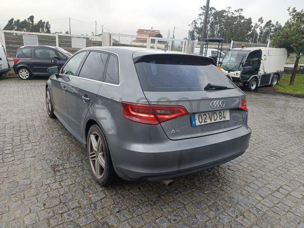 Audi A3 Sportback · Ano 2013