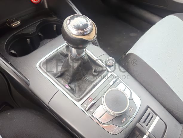 Audi A3 Sportback · Ano 2013