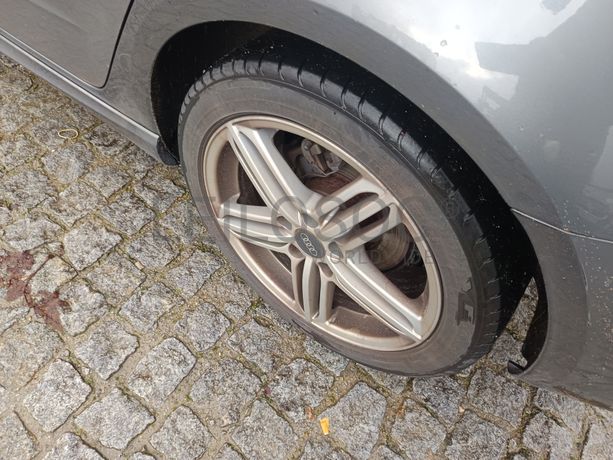 Audi A3 Sportback · Ano 2013