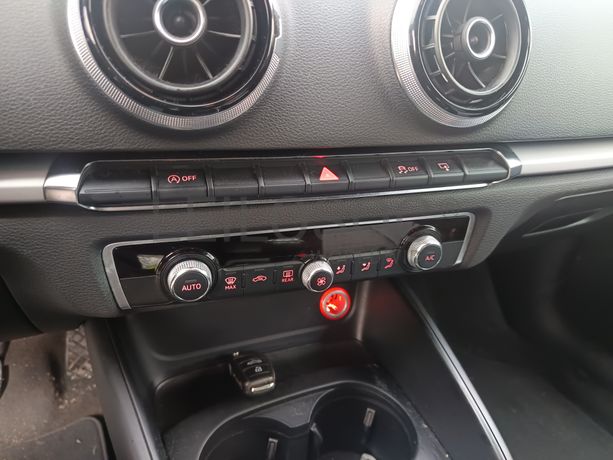 Audi A3 Sportback · Ano 2013