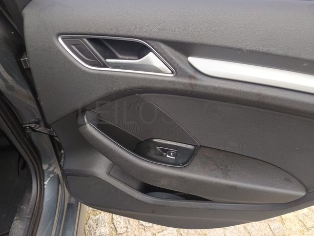 Audi A3 Sportback · Ano 2013