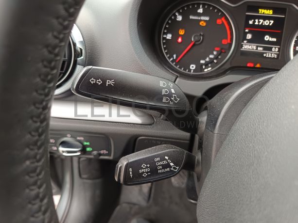 Audi A3 Sportback · Ano 2013