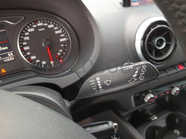 Audi A3 Sportback · Ano 2013