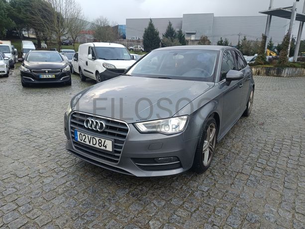 Audi A3 Sportback · Ano 2013